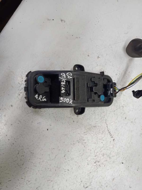 PORTE AMPOULE GAUCHE FIAT 500X 2014-2021 - Vue 2